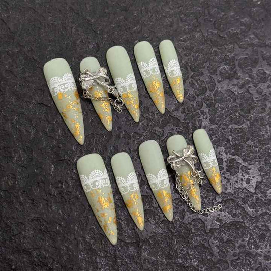 artificial nails 