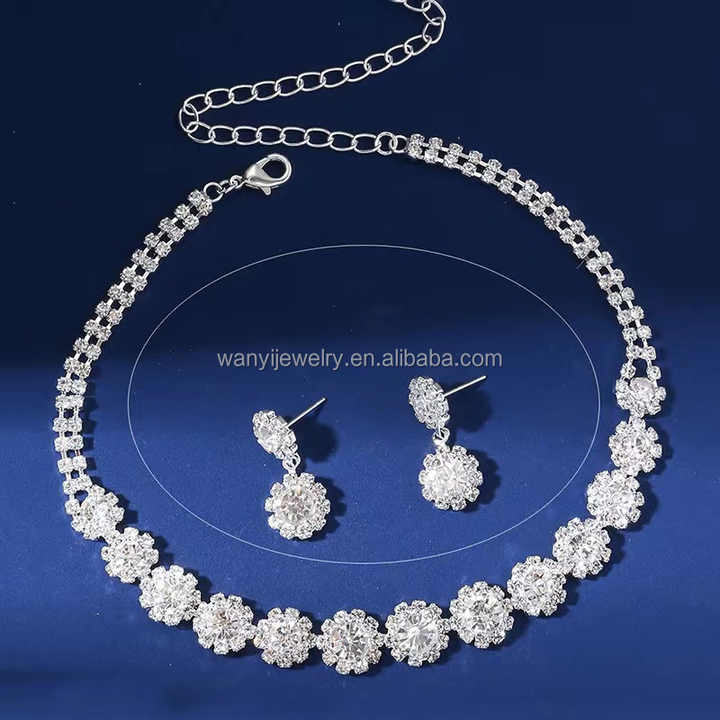 Women's accessories