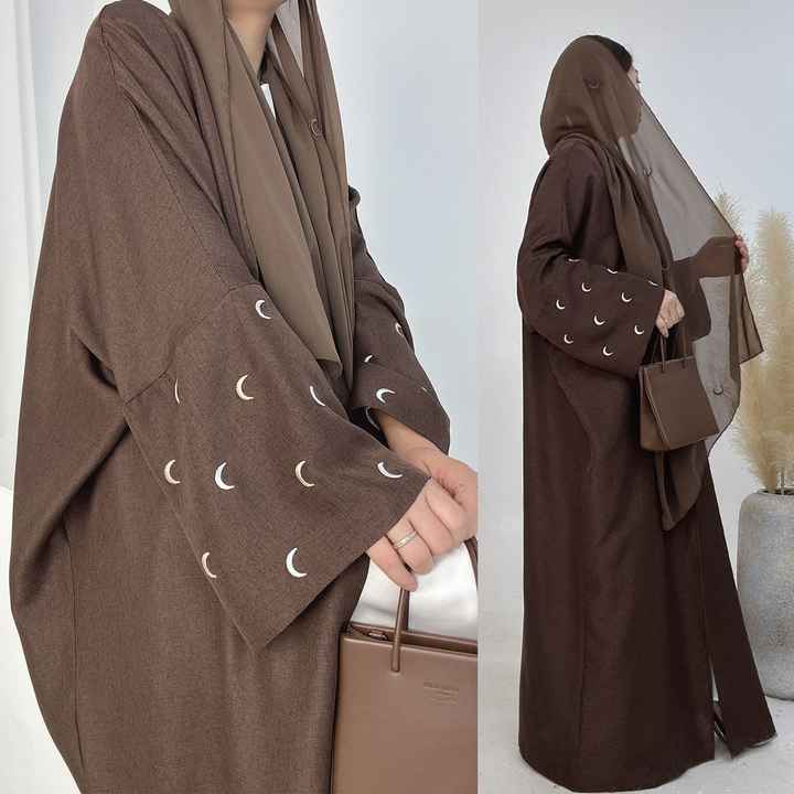 عبايات نسائيه ملونه