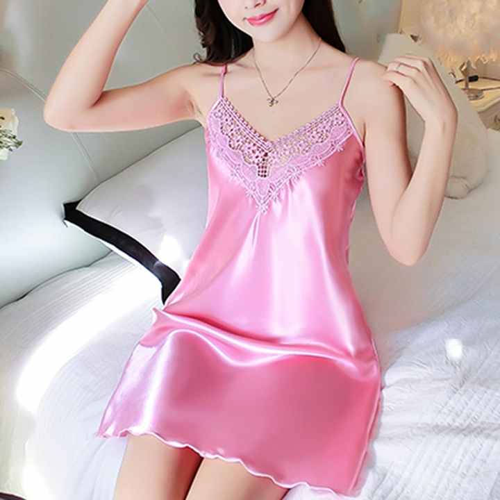 Women's sleepwear 