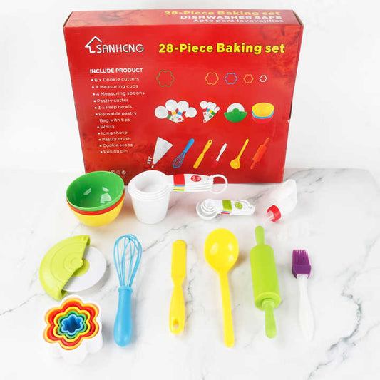 Pastry bag, molds and baking tools