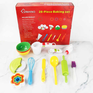 Pastry bag, molds and baking tools