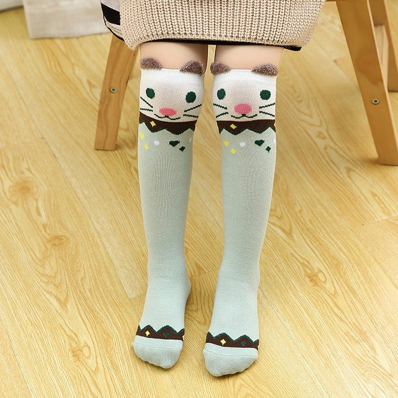 جوارب نسائية طويلة عالية