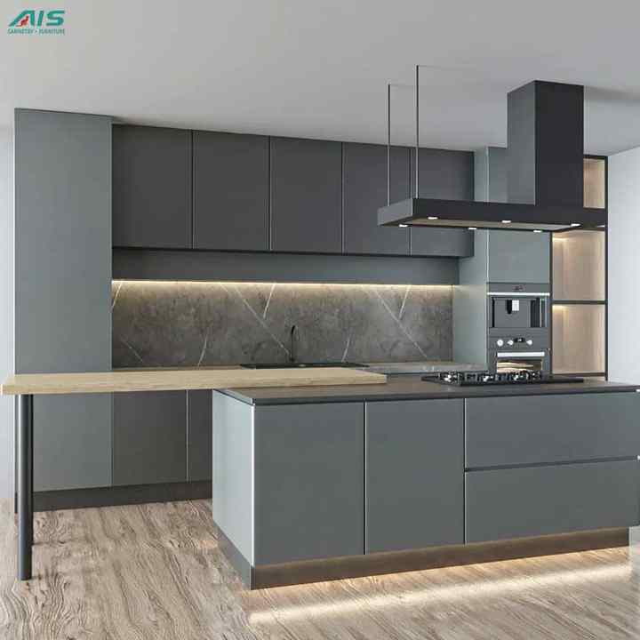 Complete set of kitchen furniture 