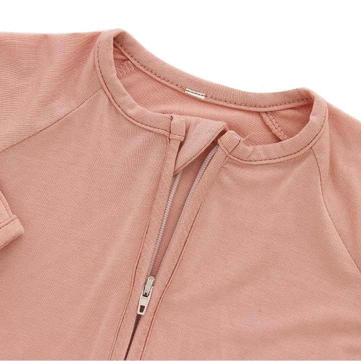 Newborn Baby Unisex Soft Bamboo Viscose Long Sleeve Romper with Zipper and Folded Mittens Baby Romper 