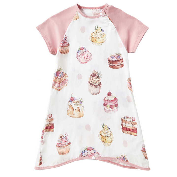 Children's sleep suits 