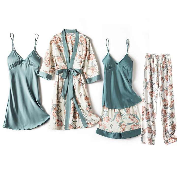 Women's sleepwear 