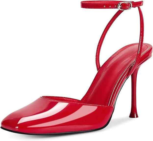 بكعب عالٍ من الجلد اللامع للنساء بأشرطة للكاحل، بتصميم شعار مخصص