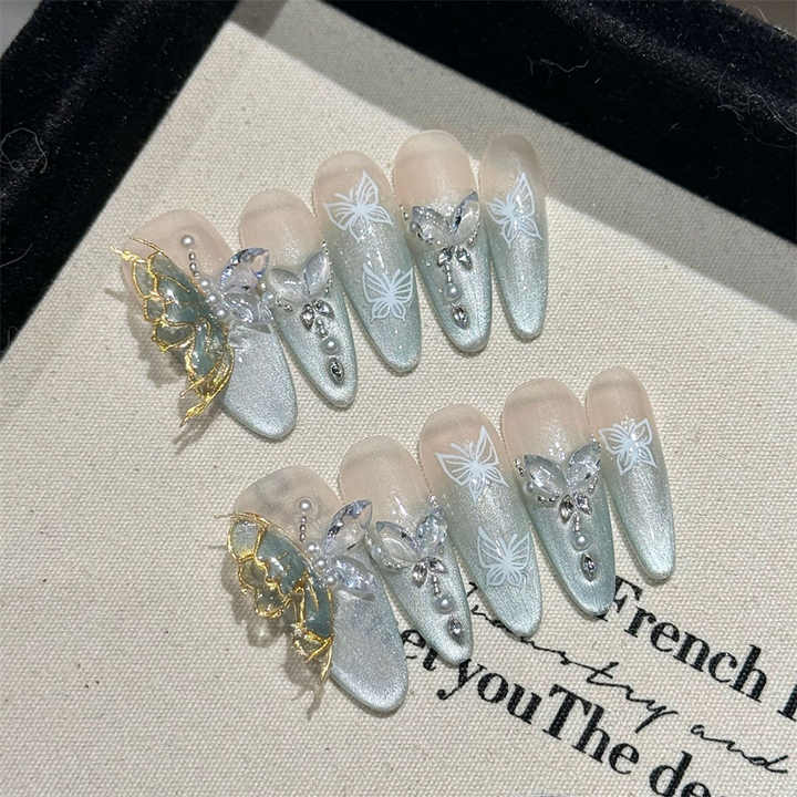 أظافر أكريليك شفافة Clear Spring Acrylic Nails