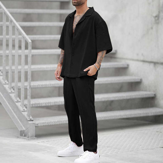 Men's T-shirt and pants set 