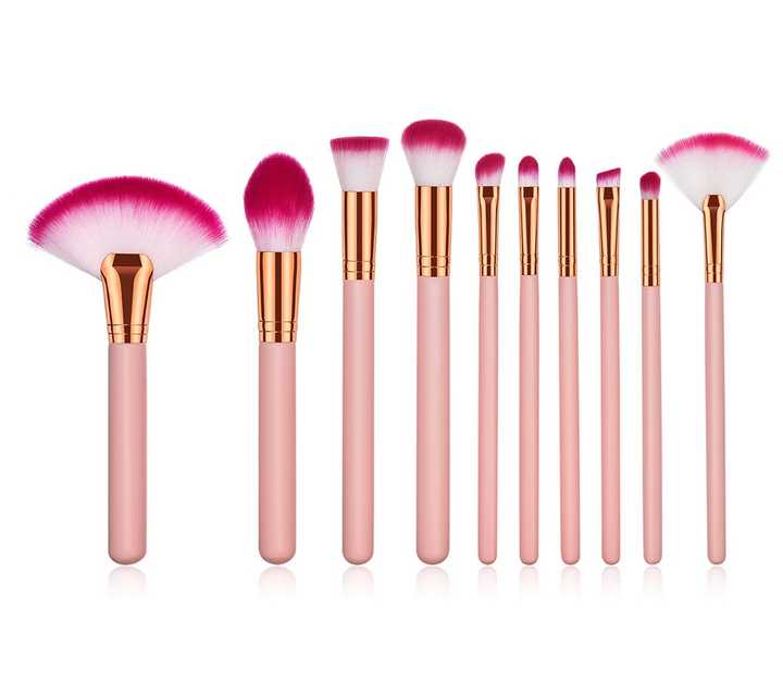 makeup brushes 