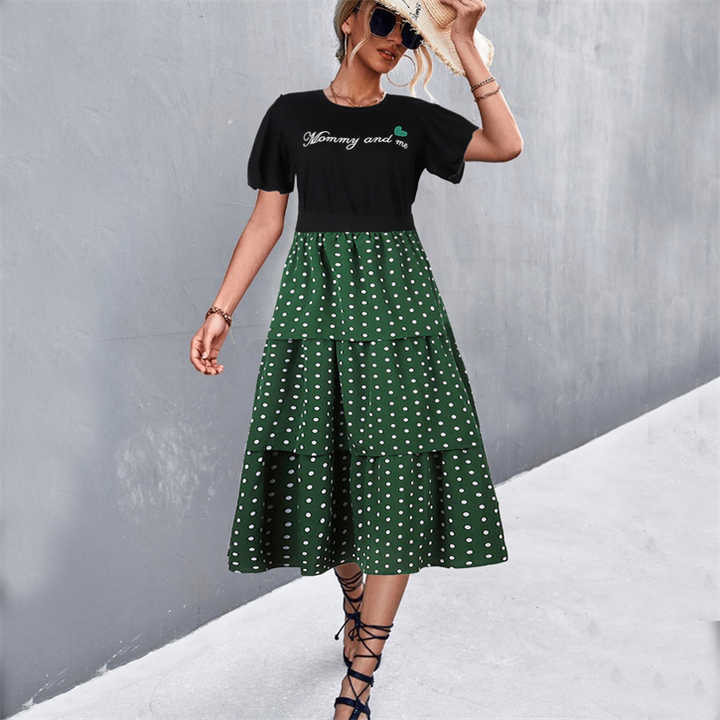 Mother and Daughter Outfits, Mom and Daughter Letter Print Mommy and Me T-Shirt Polka Dot Skirt 2 Piece Family Matching Outfits for Girlsزي للأم والبنت, زي للأم والابنة مطبوع عليه حروف لأمي وأنا تي شيرت بتنورة منقطة 2 قطعة طقم ملابس عائلية للبنات