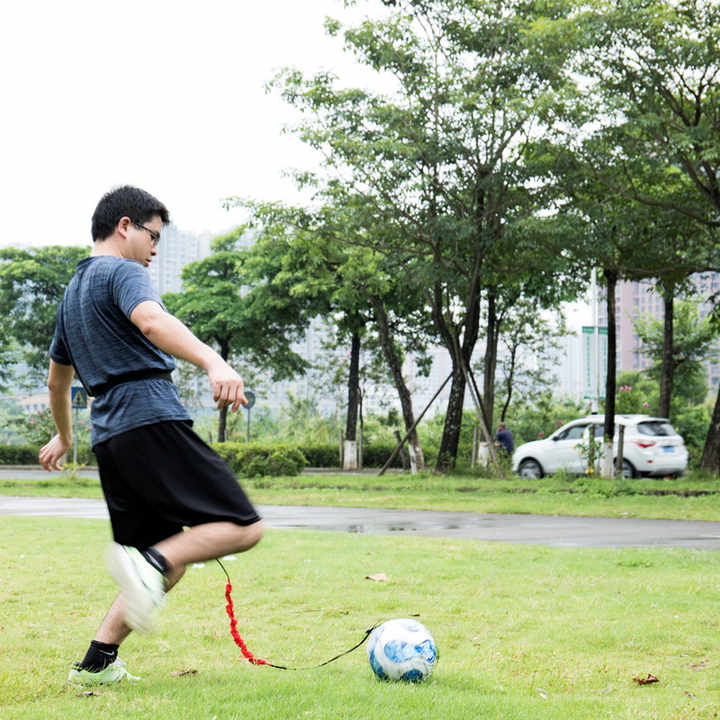 Football training equipment 