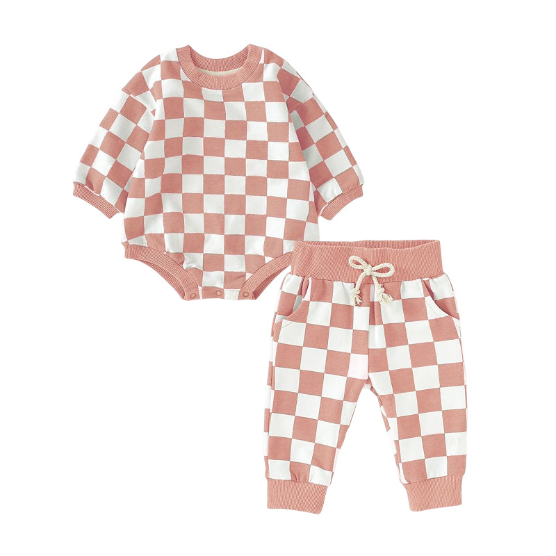 مجموعة ملابس كلاسيكية