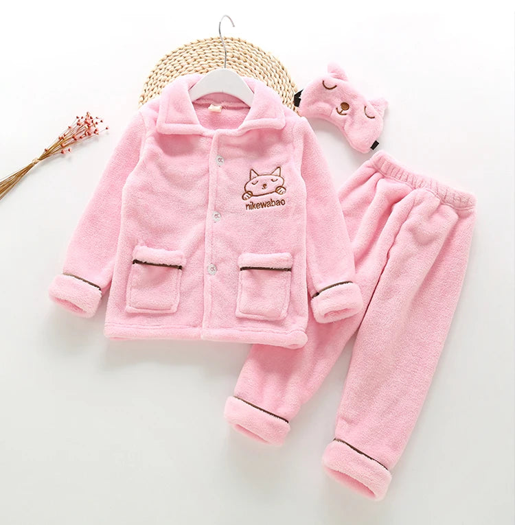 بدلات نوم  اطفال كم طويل