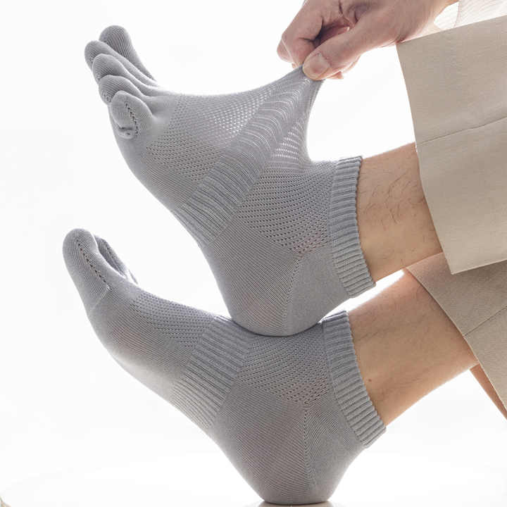 Women's 5 Toe Bamboo Cotton Socks Custom Japanese Breathable Five Toe Ankle Socks Comfortable Black Five 