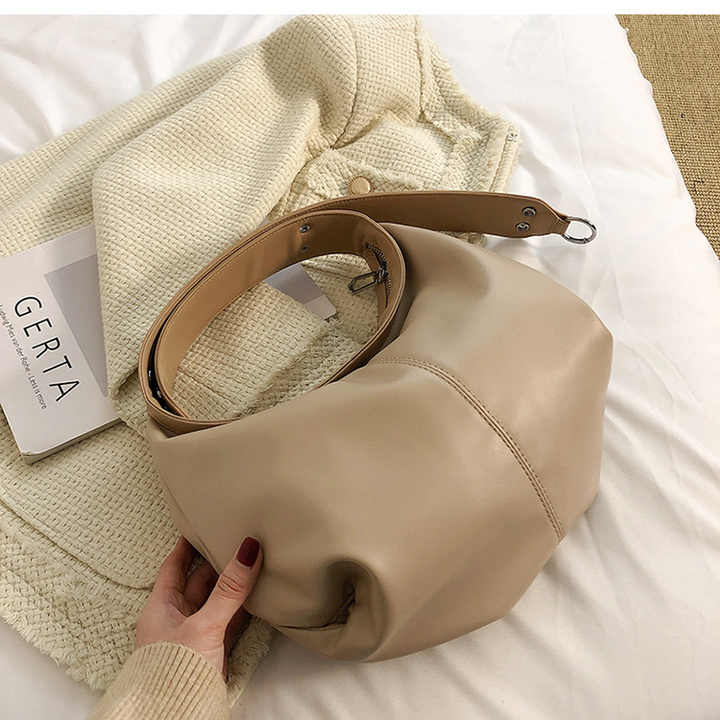 Stylish Women's Shoulder Bag - Large Capacity Fashion 