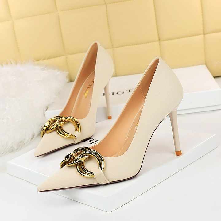 Women's heel 