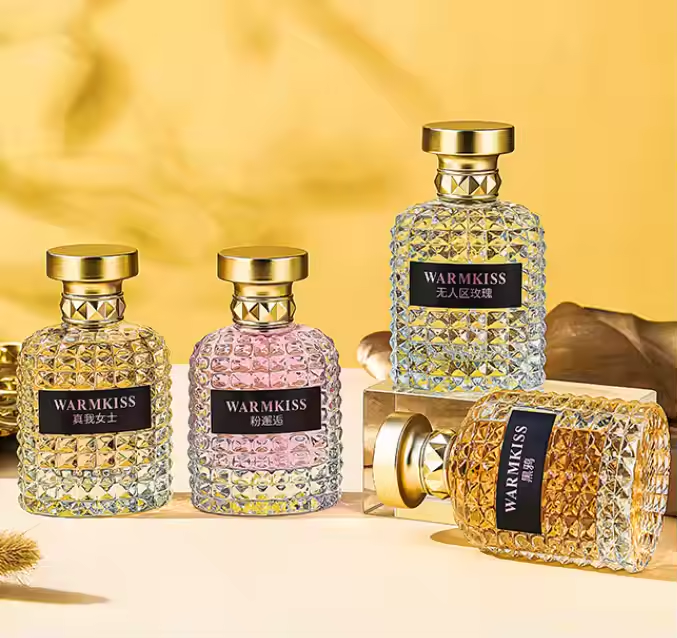 Wholesale Price Perfume China Supplier Private Label Luxury Fragrance Men Women Perfume Original Eau De Perfume Body Spray سعر الجملة للعطور من الصين المورد العلامة التجارية الخاصة الفاخرة العطور للرجال والنساء الأصلي أو دو برفوم بخاخ الجسم