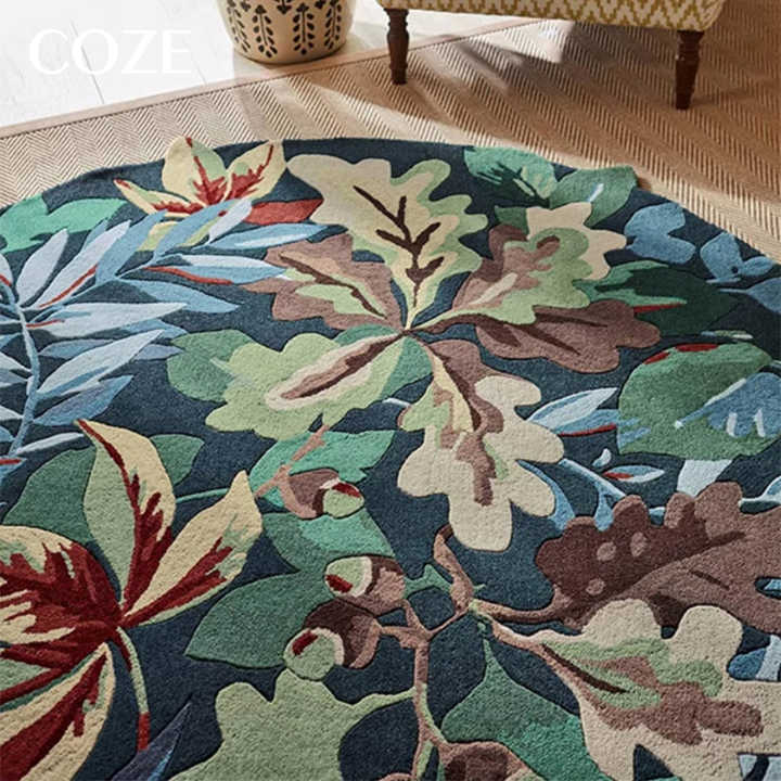 Classic round rug . سجادة مستديرة كلاسيكية