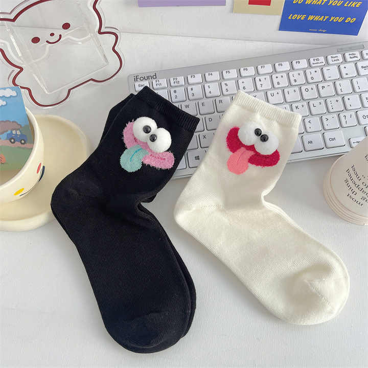 Women Mid-tube Pile Socks جوارب نسائية متوسطة الطول