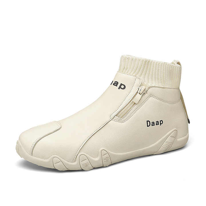 New casual sports shoes 