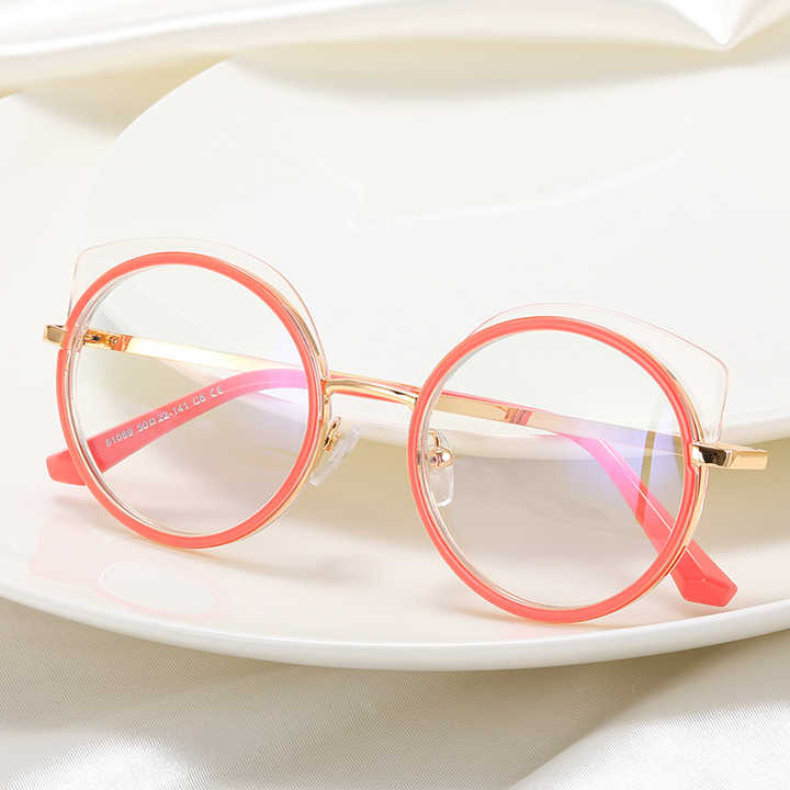 نظارات طبيه نسائيه