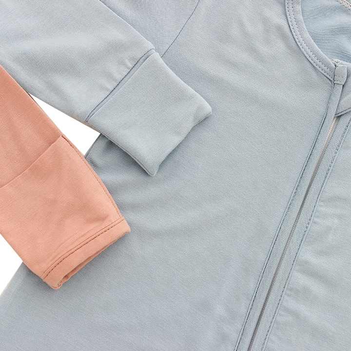 Newborn Baby Unisex Soft Bamboo Viscose Long Sleeve Romper with Zipper and Folded Mittens Baby Romper 