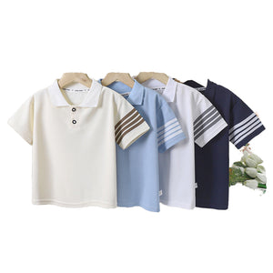 قميص أطفال صيفي جديد بأكمام قصيرة . New Summer Children's Short