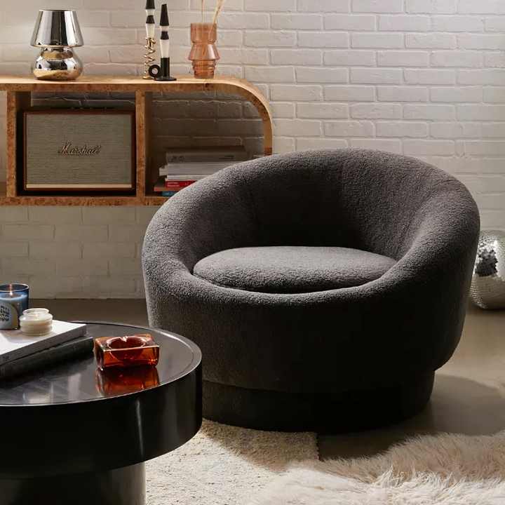 elegant lounge chair 
