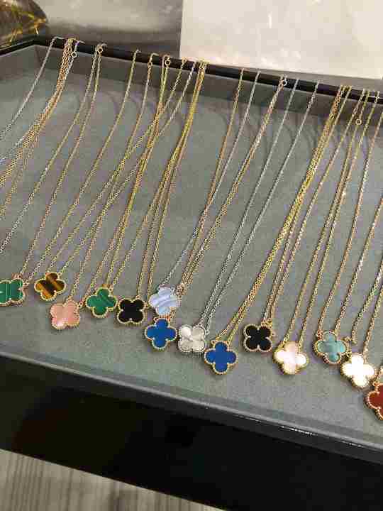 Jewelry and accessories 