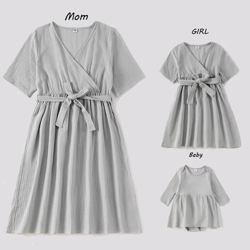 Newest Mommy and Me Blue Baby Romper + Mommy Fashion Long Dress Mommy and Me Family Matching Clothes 