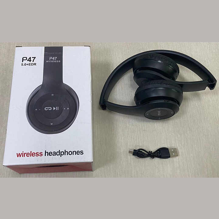 headphones . سماعات
