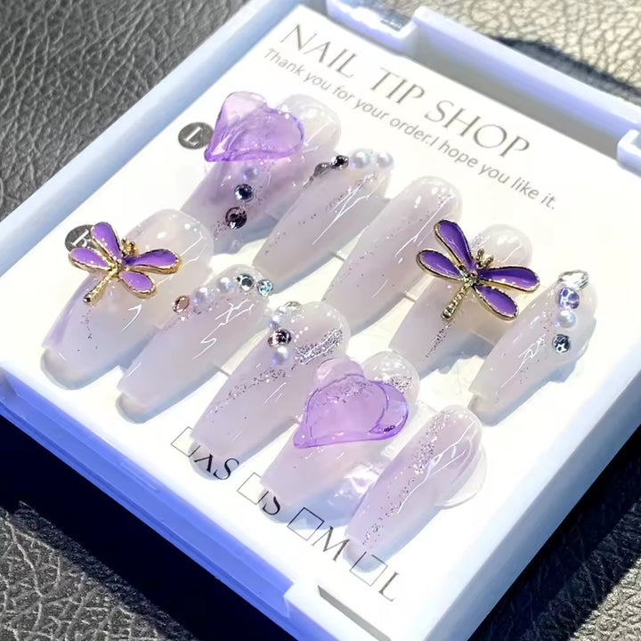 Artificial nails - fingernails 