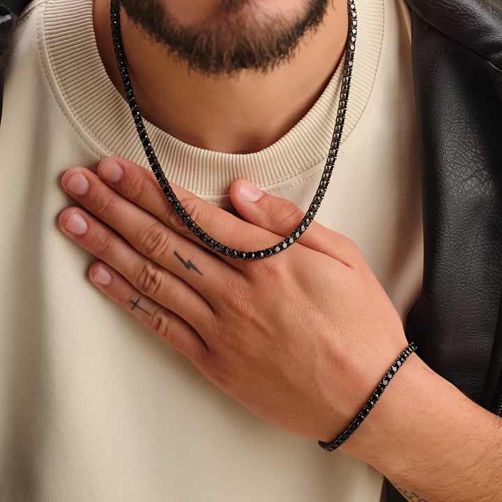 سلسلة تنس سوداء