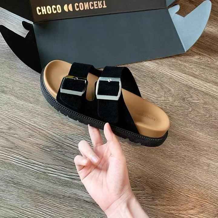 نعال نسائية رائجة-Trendy women's slippers