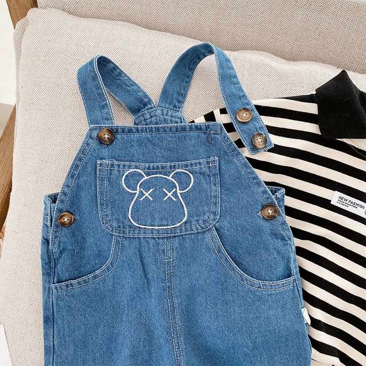 Our factory direct sale Korean style baby clothes set for little boys. 