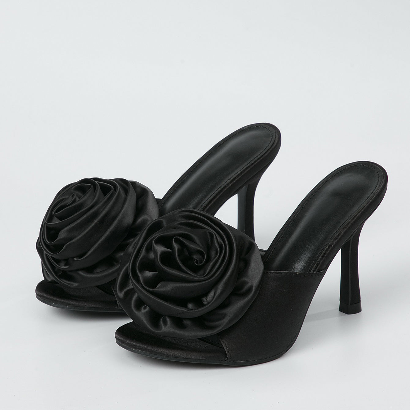 كعب نسائي كاجوال