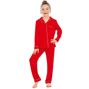 Red long-sleeved children's pajamas 