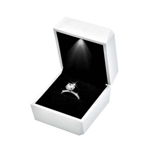 LED مضاءة قلادة حلقة القرط هدية مربع الزفاف . LED Lighted Necklace Ring Earring Gift Box Wedding