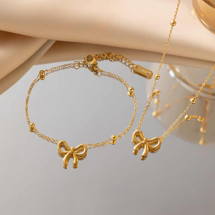 luxury necklaces 