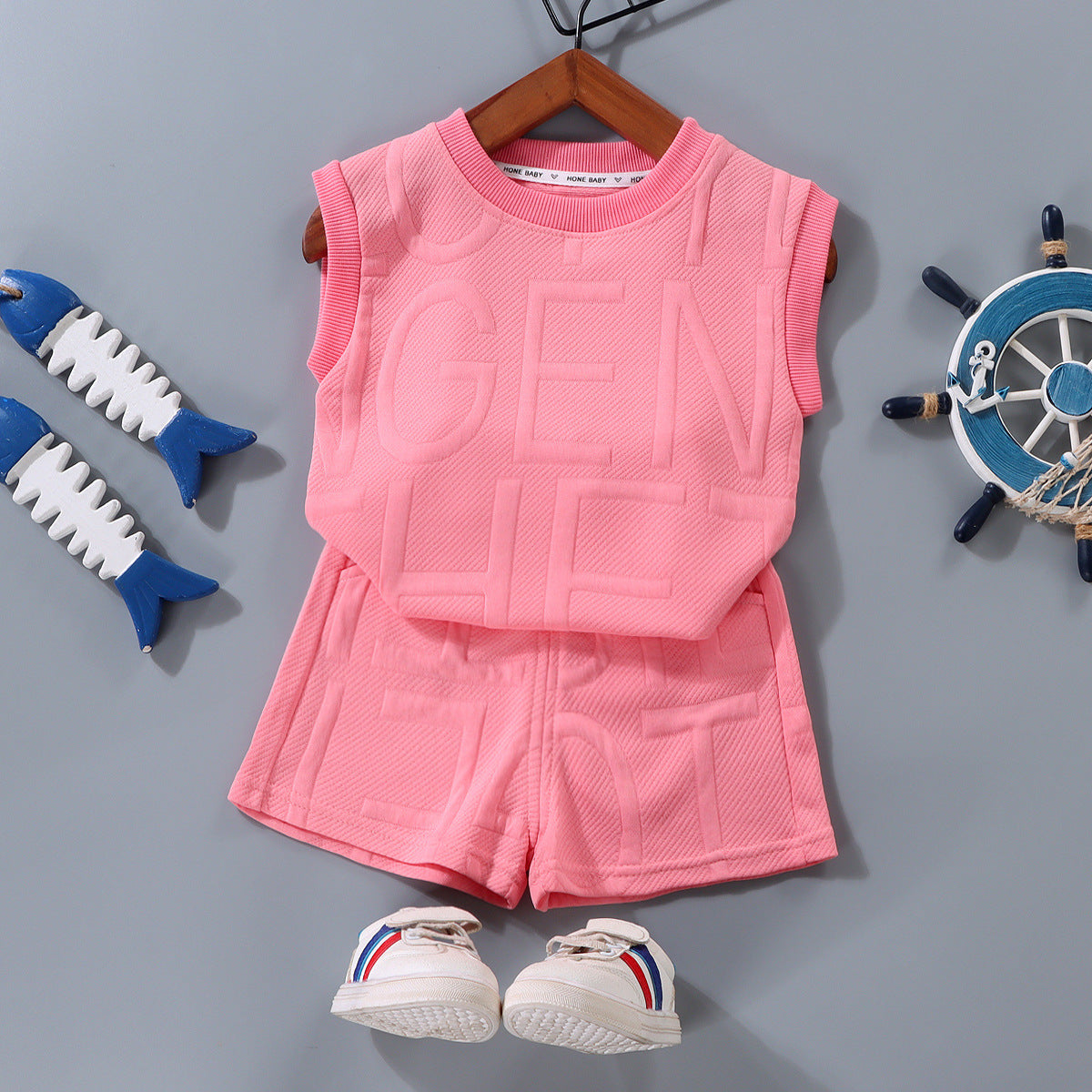 طقم صيفي بدون أكمام للأولاد