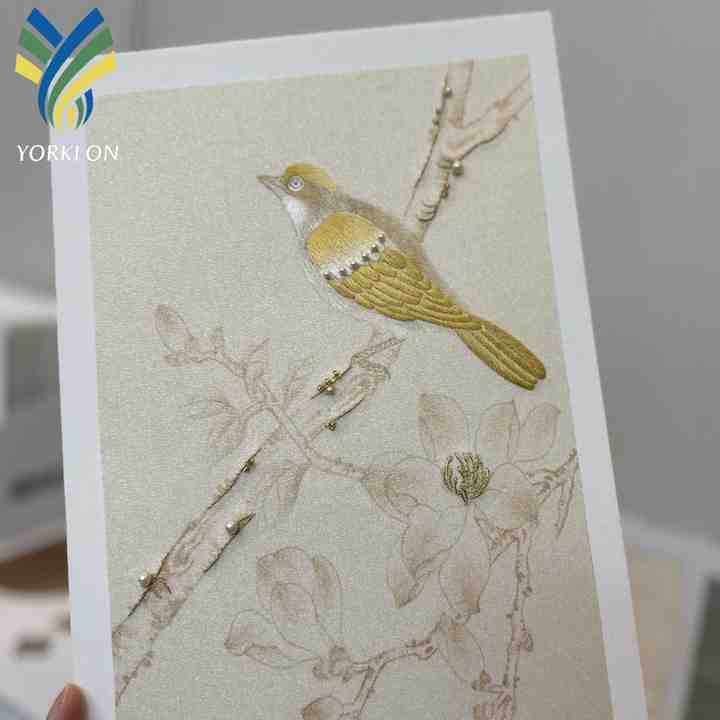 ورق حائط مطبوع يدويًا ومطبوع حسب الطلب -  hand-printed and custom-printed wallpaper
