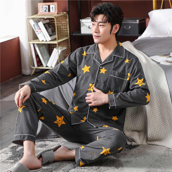 Men's long-sleeved sleepwear 