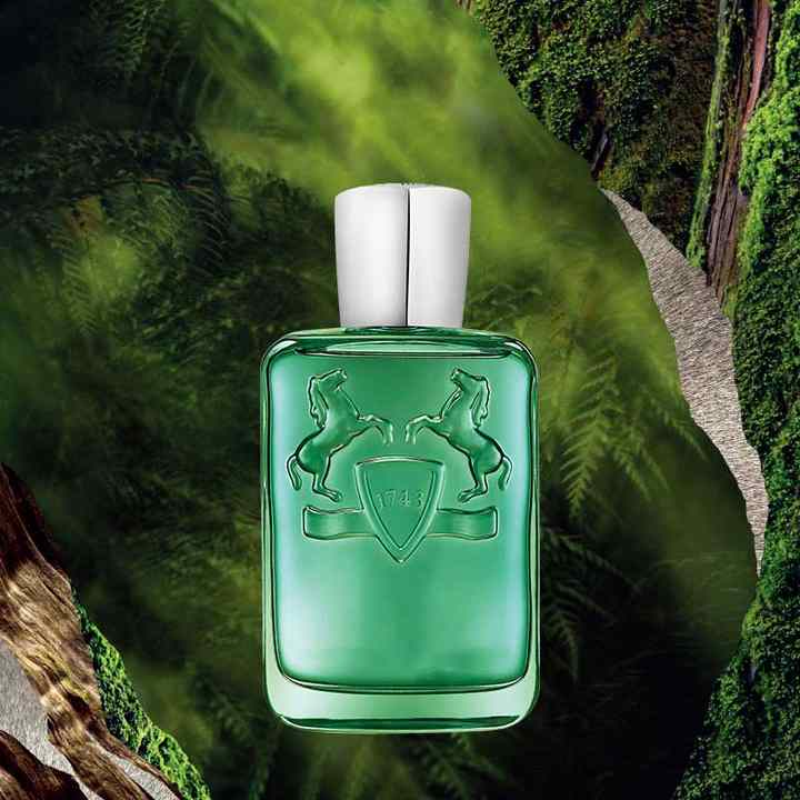 Perfume With Long-lasting Jasmine and Strawberry A luxurious men's fragrance from the original Parfums de Marly brand, with a long-lasting scent of jasmine and strawberry.