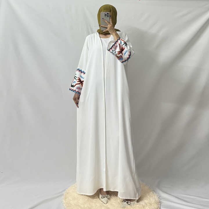 عباية مفتوحة ملونة