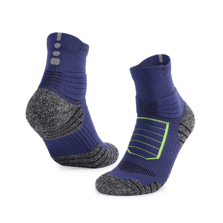 sweat absorbing, breathable and shock-absorbing sports socks جوارب كرة السلة للرجال والنساء ذات قاع سميك ومنشفة
