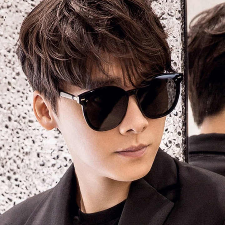 Famous Women's Sunglasses PC Frame Resin Lens Fashion Gradient Sun Glasses for Women 