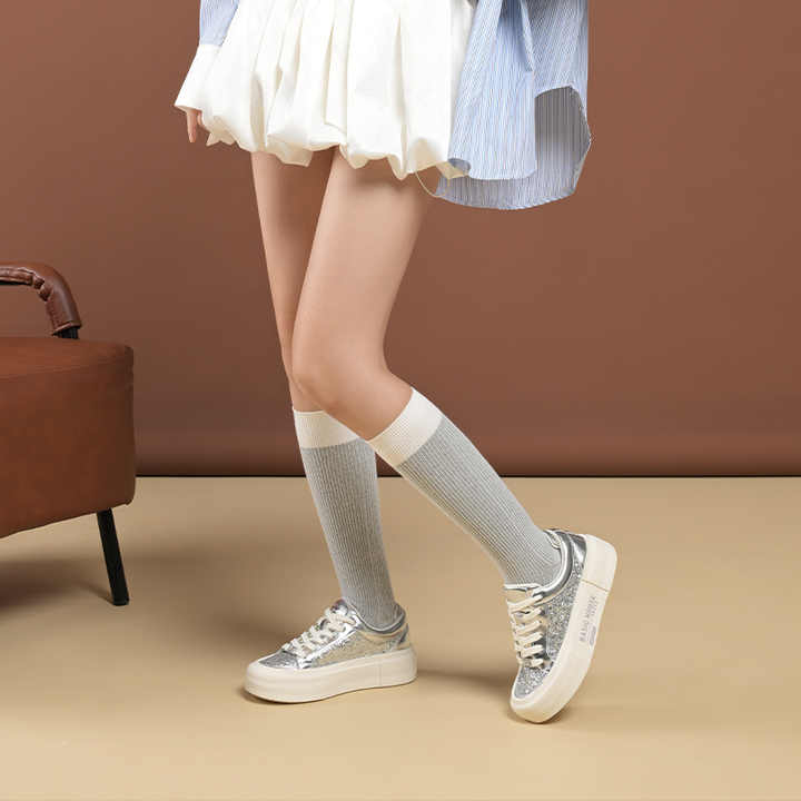 Women's canvas shoes 