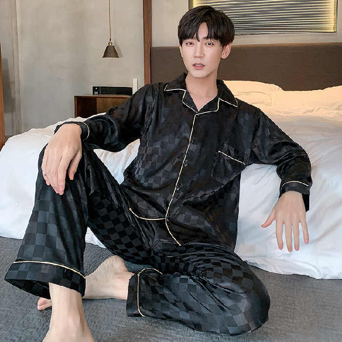 طقم بيجامة قطنية